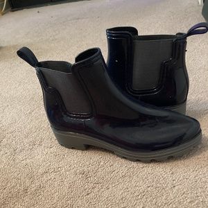 Rain boots